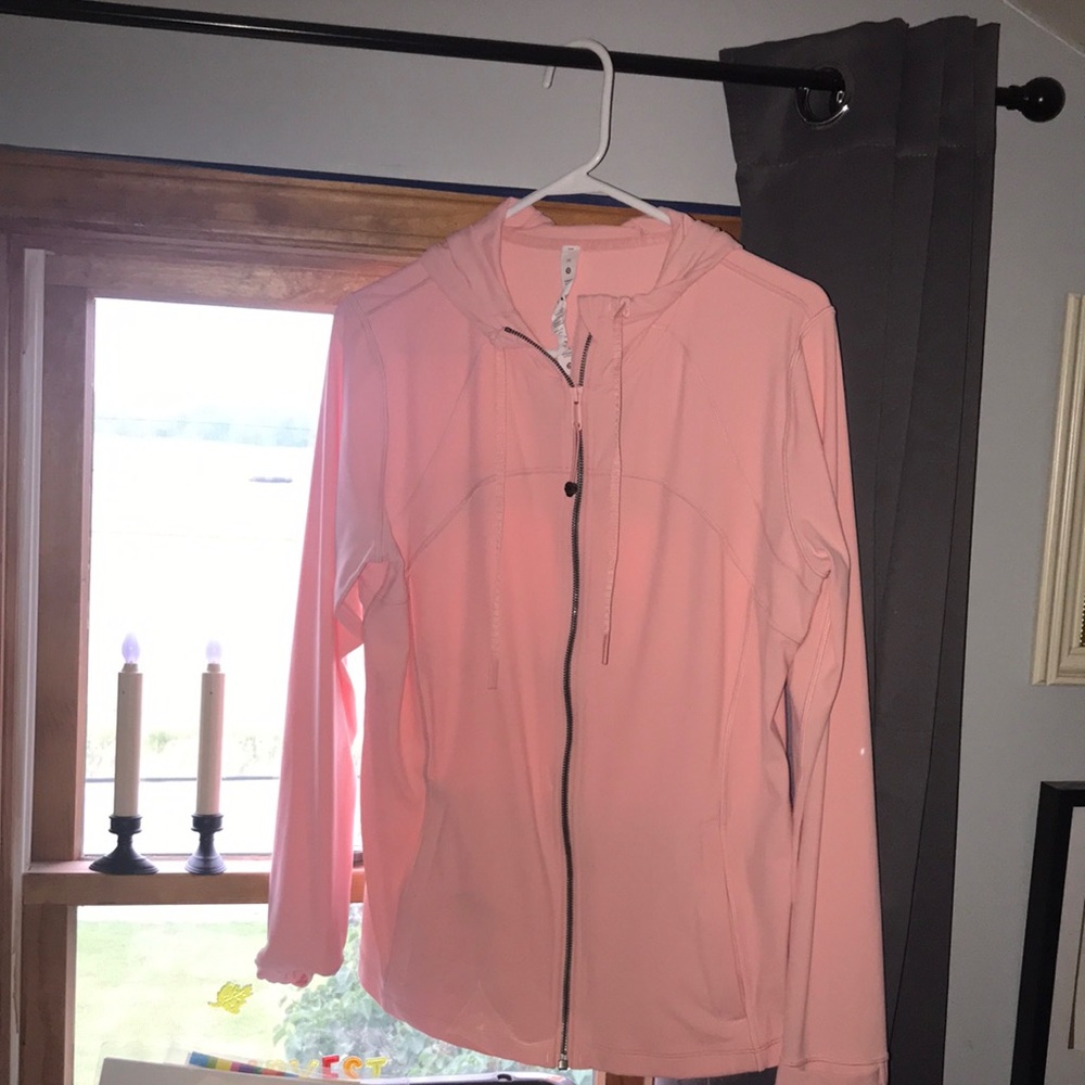 Only worn once! Excellent condition